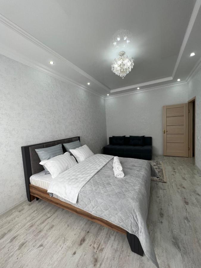 Уютная квартира на Expo Apartment Астана Екстериор снимка